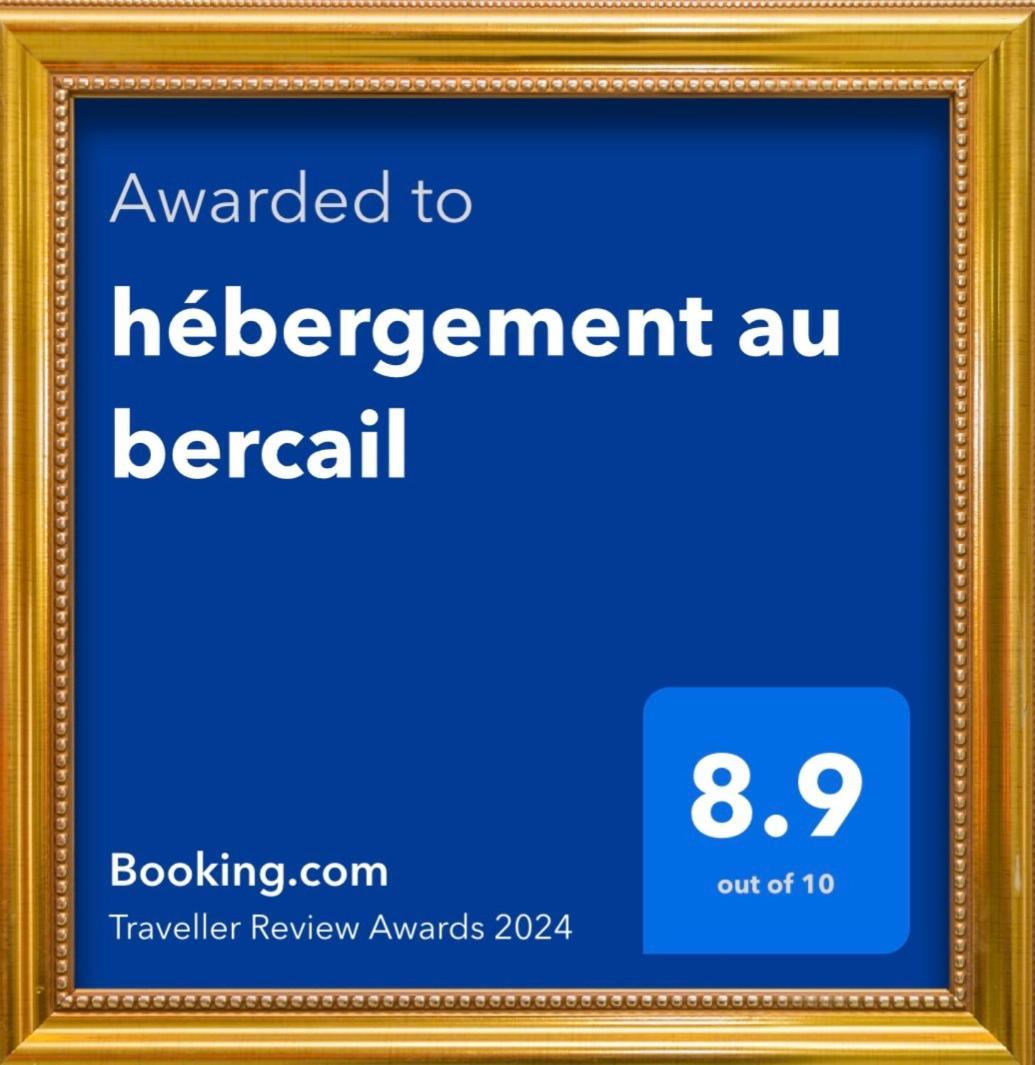 Hebergement Au Bercail Beaumont-sur-Sarthe Bagian luar foto
